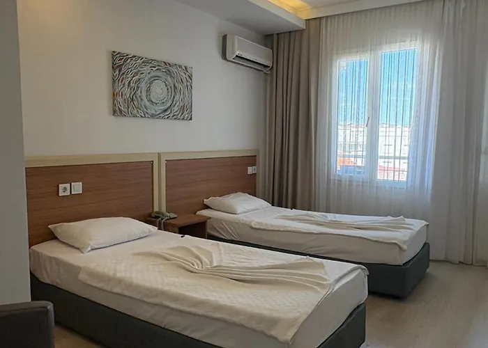 Ξενοδοχείο Amphora 3*