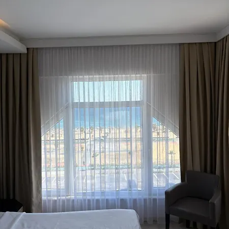 Amphora 3* Айвалык