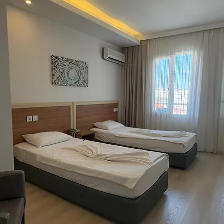 Hotel Amphora 3*