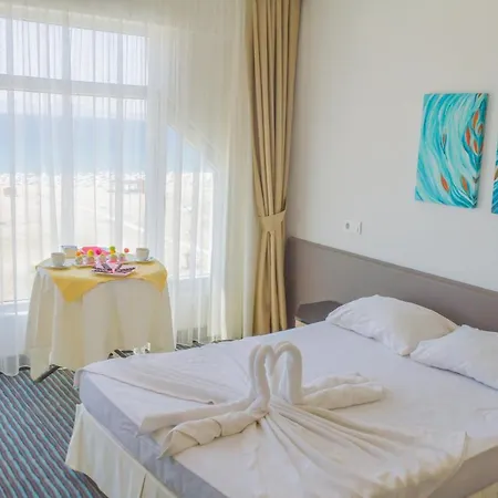 ホテル Amphora 3*